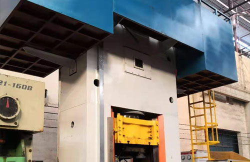 2000 ton servo screw press